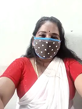 Snapshot of MaaliiiPonuTamil chatting on 09-28-25, 12:23 MaaliiiPonuTamil online show from 09-28-25, 12:23