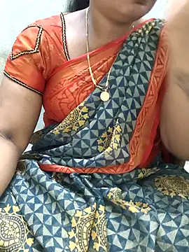 Snapshot of MaaliiiPonuTamil chatting on 06-09-26, 12:33 MaaliiiPonuTamil online show from 06-09-26, 12:33