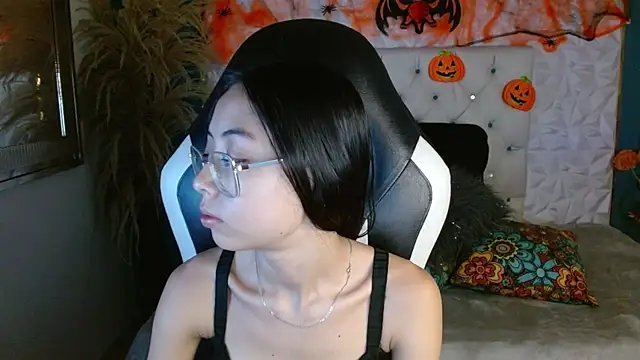 NathaliaSweet 11 online show from 10-16-25, 02:25