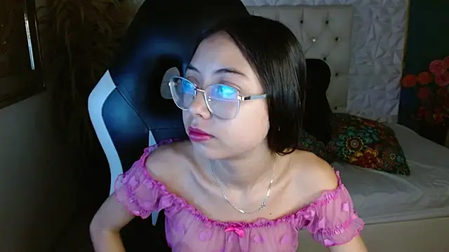 NathaliaSweet 11 online show from 09-16-25, 01:45