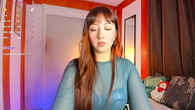 Snapshot of HeyTati chatting on 10-22-25, 12:43 HeyTati online show from 10-22-25, 12:43
