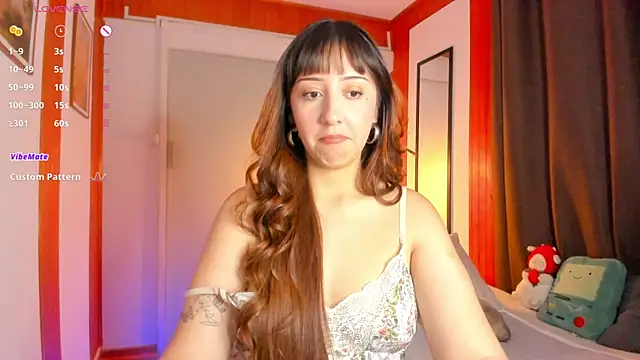 Snapshot of HeyTati chatting on 10-09-25, 10:21 HeyTati online show from 10-09-25, 10:21