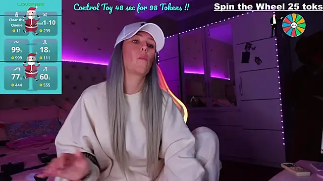 Alicia007 online show from 12-20-25, 10:18