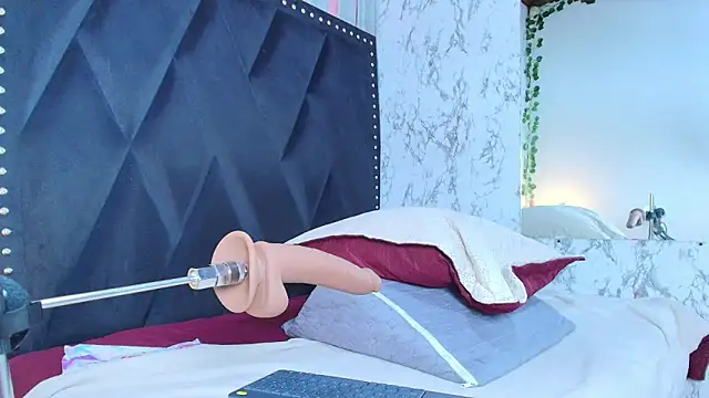 Naia x online show from 04-08-26, 07:59