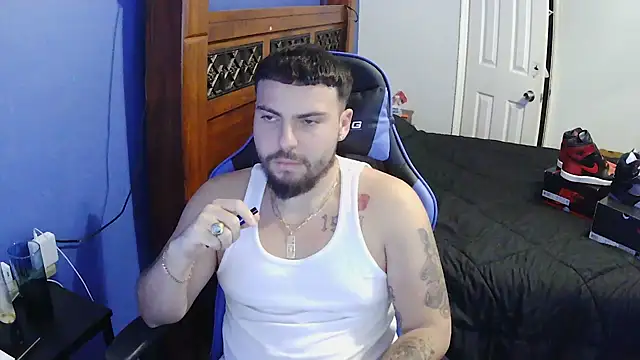 Snapshot of MasterKvn chatting on 02-13-25, 03:50 MasterKvn online show from 02-13-25, 03:50