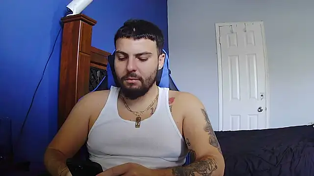 Snapshot of MasterKvn chatting on 02-20-25, 04:36 MasterKvn online show from 02-20-25, 04:36