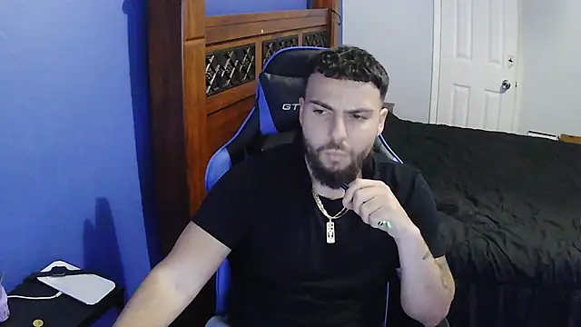 Snapshot of MasterKvn chatting on 03-03-25, 07:46 MasterKvn online show from 03-03-25, 07:46