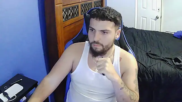 Snapshot of MasterKvn chatting on 03-15-25, 09:09 MasterKvn online show from 03-15-25, 09:09