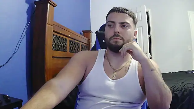 Snapshot of MasterKvn chatting on 02-01-25, 06:10 MasterKvn online show from 02-01-25, 06:10