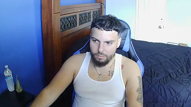 Snapshot of MasterKvn chatting on 02-26-25, 06:15 MasterKvn online show from 02-26-25, 06:15