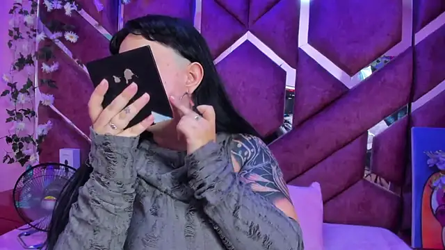 Victoria Rossy online show from 02-05-26, 08:04