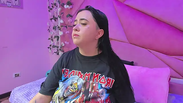 Victoria Rossy online show from 10-11-25, 07:37