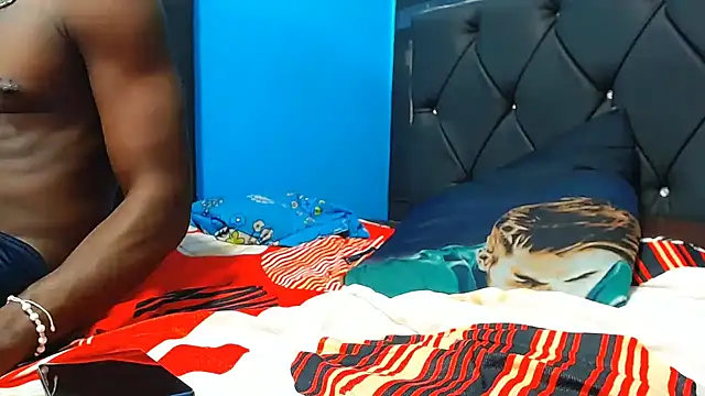 Snapshot of jaycolinss chatting on 02-08-26, 04:43 jaycolinss online show from 02-08-26, 04:43