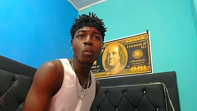 Snapshot of jaycolinss chatting on 02-06-26, 01:51 jaycolinss online show from 02-06-26, 01:51