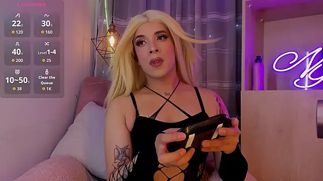 Snapshot of Nyx__Blackwood chatting on 02-25-26, 10:20 Nyx Blackwood online show from 02-25-26, 10:20