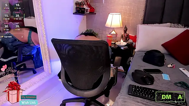 Snapshot of Mariana_c1 chatting on 02-13-26, 03:23 Mariana c1 online show from 02-13-26, 03:23