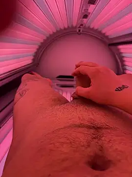 Snapshot of romanhrdcore chatting on 02-15-25, 03:39 romanhrdcore online show from 02-15-25, 03:39