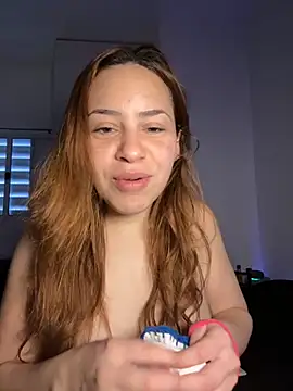 AgnesCampp online show from 09-18-25, 07:06