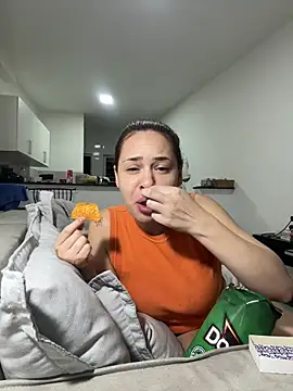 AgnesCampp online show from 03-09-25, 12:10