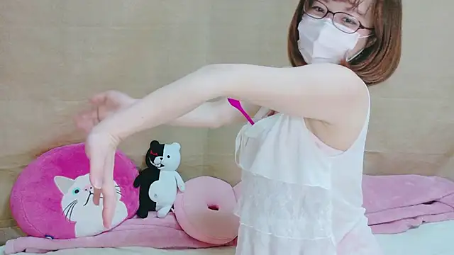 Snapshot of Arisa_san__ chatting on 12-04-24, 06:16 Arisa san online show from 12-04-24, 06:16