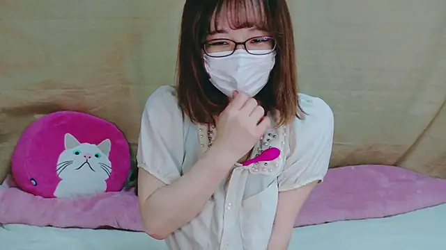 Snapshot of Arisa_san__ chatting on 01-11-25, 12:44 Arisa san online show from 01-11-25, 12:44