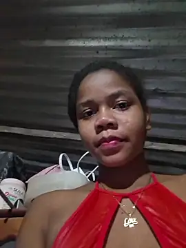 Snapshot of Luciia_cute chatting on 05-13-26, 01:01 Luciia cute online show from 05-13-26, 01:01