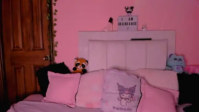 gabyye capprins online show from 11-08-25, 12:25