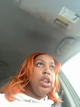 Snapshot of Jayhoney25 chatting on 10-27-25, 03:57 Jayhoney25 online show from 10-27-25, 03:57