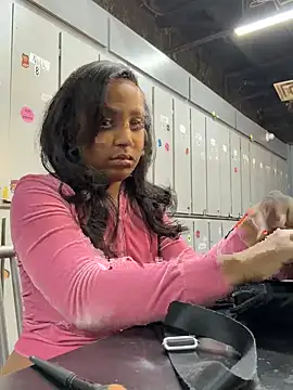 Snapshot of Jayhoney25 chatting on 12-06-24, 04:22 Jayhoney25 online show from 12-06-24, 04:22