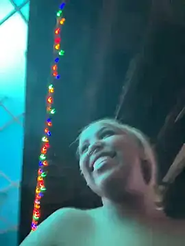 Snapshot of Jayhoney25 chatting on 12-19-24, 11:46 Jayhoney25 online show from 12-19-24, 11:46