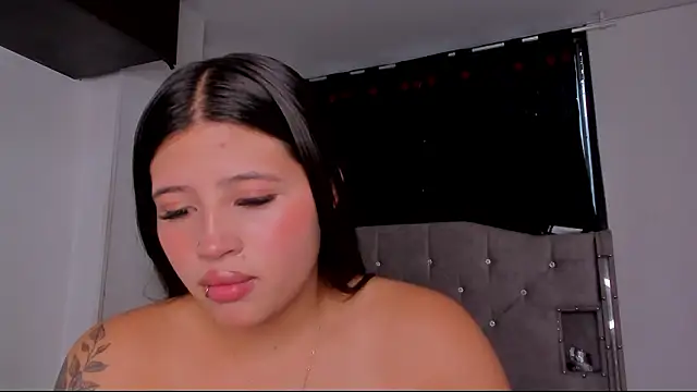 Snapshot of game_with_lesbians_ chatting on 02-24-26, 10:32 game with lesbians online show from 02-24-26, 10:32