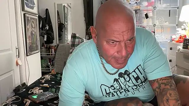 joeytatts66 online show from 10-28-25, 01:06