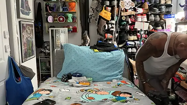 joeytatts66 online show from 04-01-26, 01:19