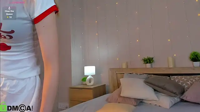 Cherry Price online show from 10-08-25, 01:18