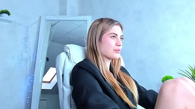 Cherry Price online show from 03-21-25, 02:18