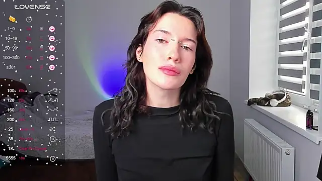 Snapshot of Kolette_Gray chatting on 10-17-25, 08:06 Kolette Gray online show from 10-17-25, 08:06