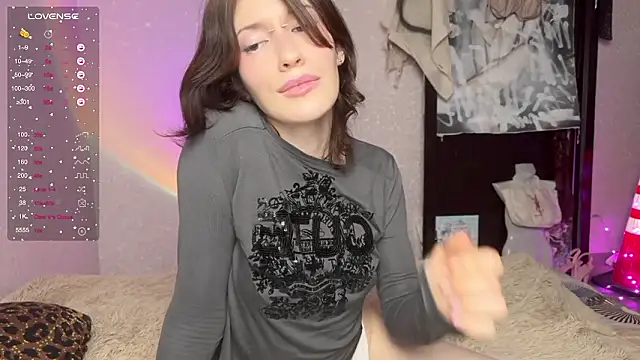 Snapshot of Kolette_Gray chatting on 02-10-26, 05:12 Kolette Gray online show from 02-10-26, 05:12