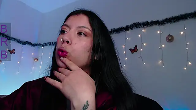 Snapshot of iam_emy chatting on 12-31-24, 08:37 iam emy online show from 12-31-24, 08:37