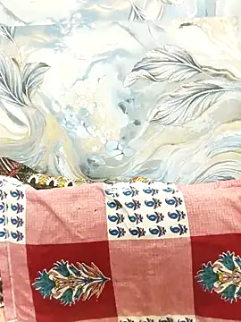 Snapshot of Sania-Love chatting on 02-18-26, 08:49 Sania-Love online show from 02-18-26, 08:49