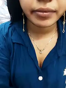 Snapshot of Sania-Love chatting on 02-14-26, 10:32 Sania-Love online show from 02-14-26, 10:32