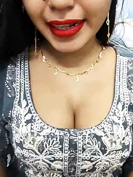 Snapshot of Sania-Love chatting on 02-10-26, 12:09 Sania-Love online show from 02-10-26, 12:09