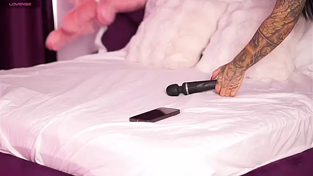 Snapshot of firesbomb777 chatting on 03-19-25, 06:46 firesbomb777 online show from 03-19-25, 06:46