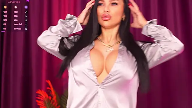 Snapshot of firesbomb777 chatting on 03-18-25, 06:39 firesbomb777 online show from 03-18-25, 06:39