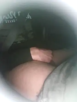 Spunwhiteboy1992 online show from 12-22-25, 03:39