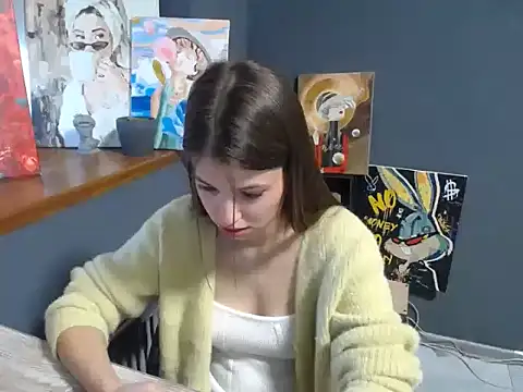 Snapshot of felicity_gold chatting on 05-15-26, 06:00 felicity gold online show from 05-15-26, 06:00