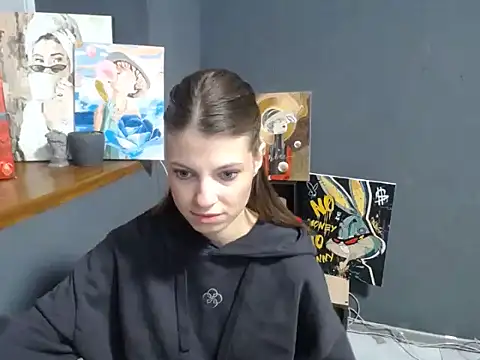 Snapshot of felicity_gold chatting on 04-30-26, 06:09 felicity gold online show from 04-30-26, 06:09