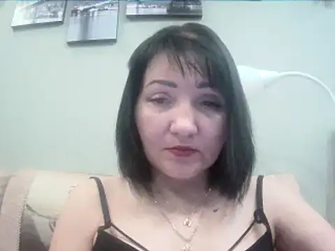 ClaireSunset online show from 02-17-25, 06:06