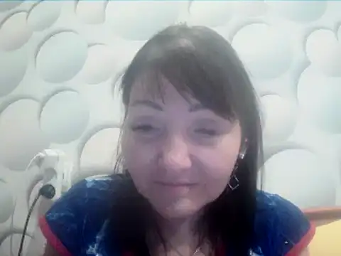 ClaireSunset online show from 12-20-25, 06:22