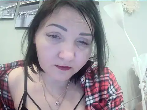 ClaireSunset online show from 01-07-25, 04:59