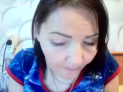 ClaireSunset online show from 04-19-26, 05:14